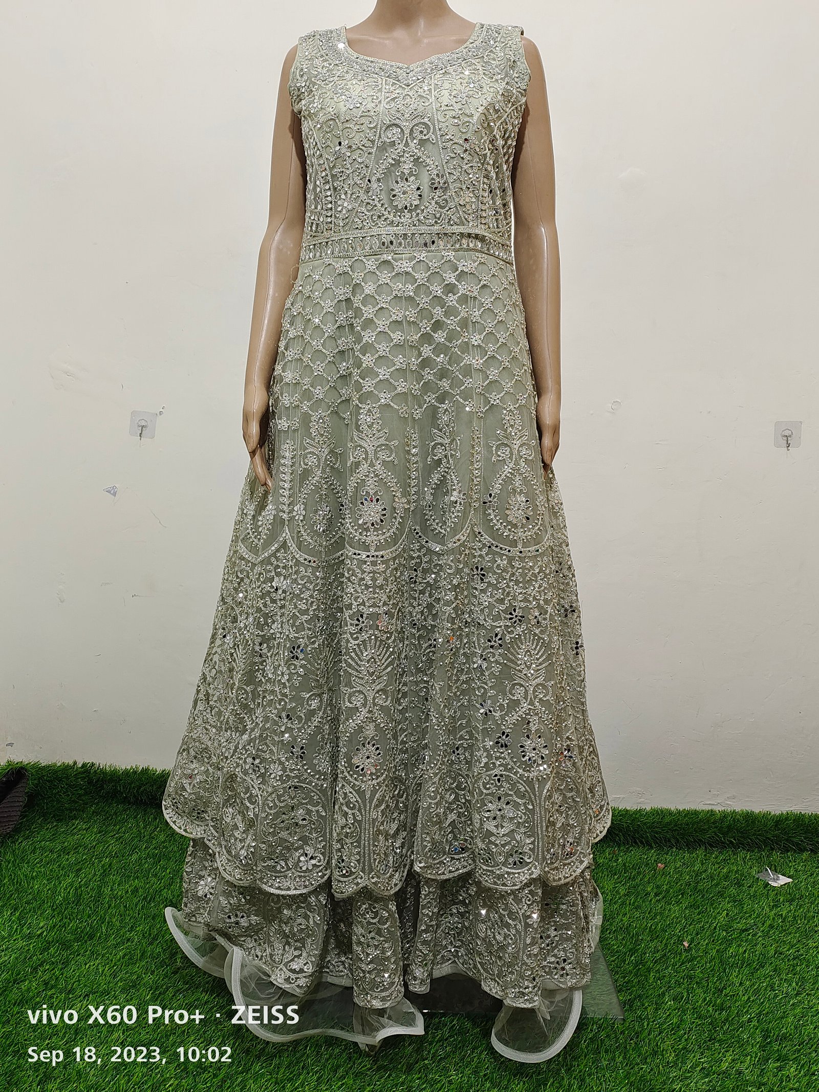 Chain Neck & Choli Ghaghara