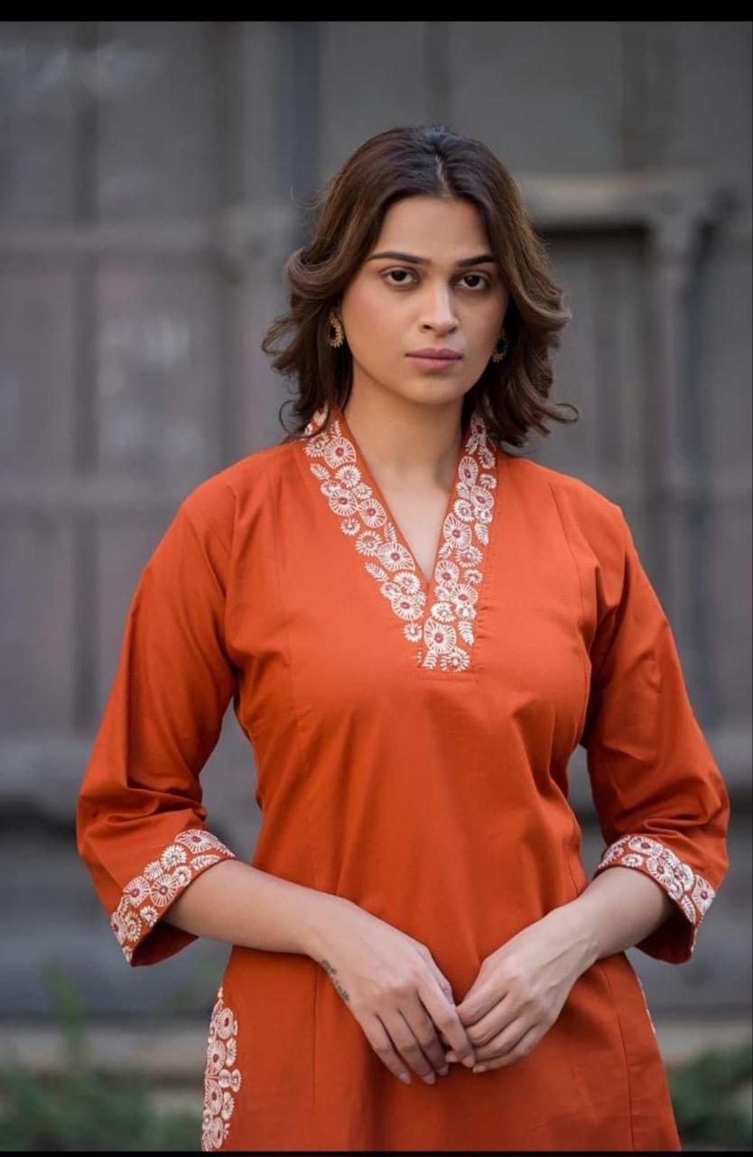 kurti neck pocket
