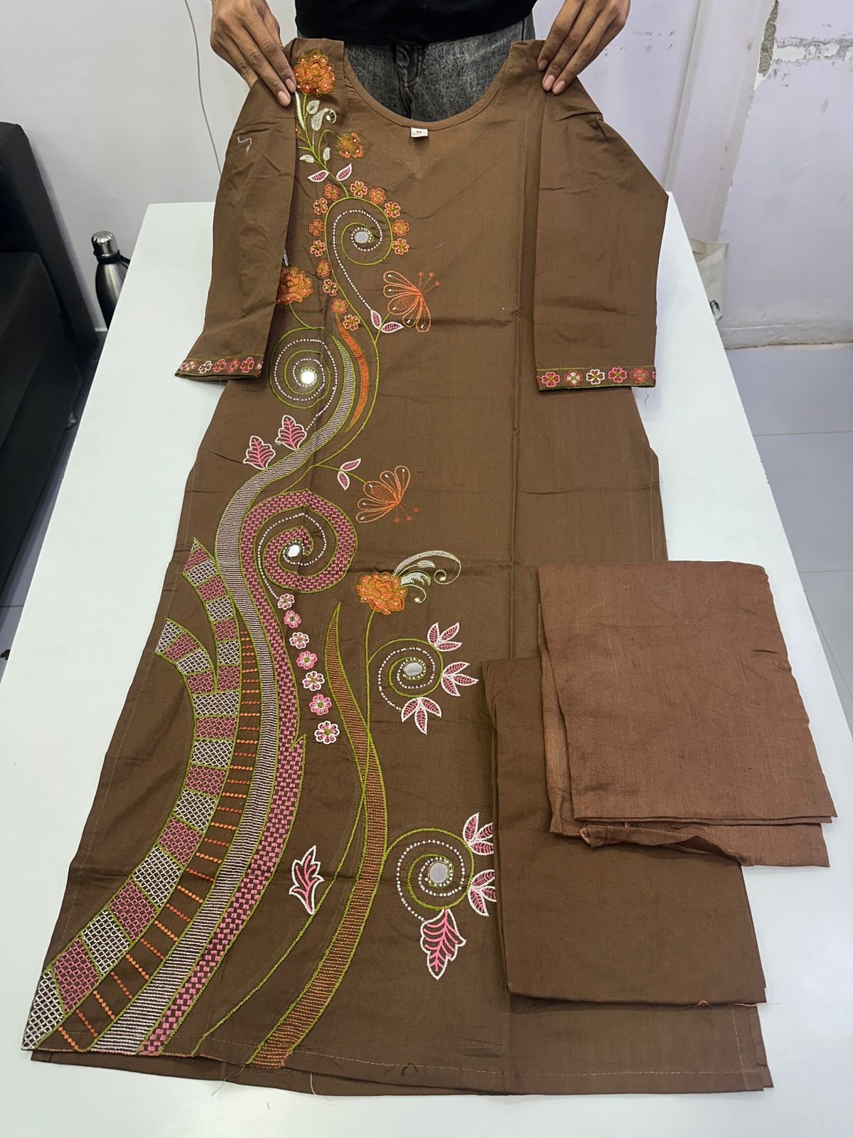 kurti neck panel