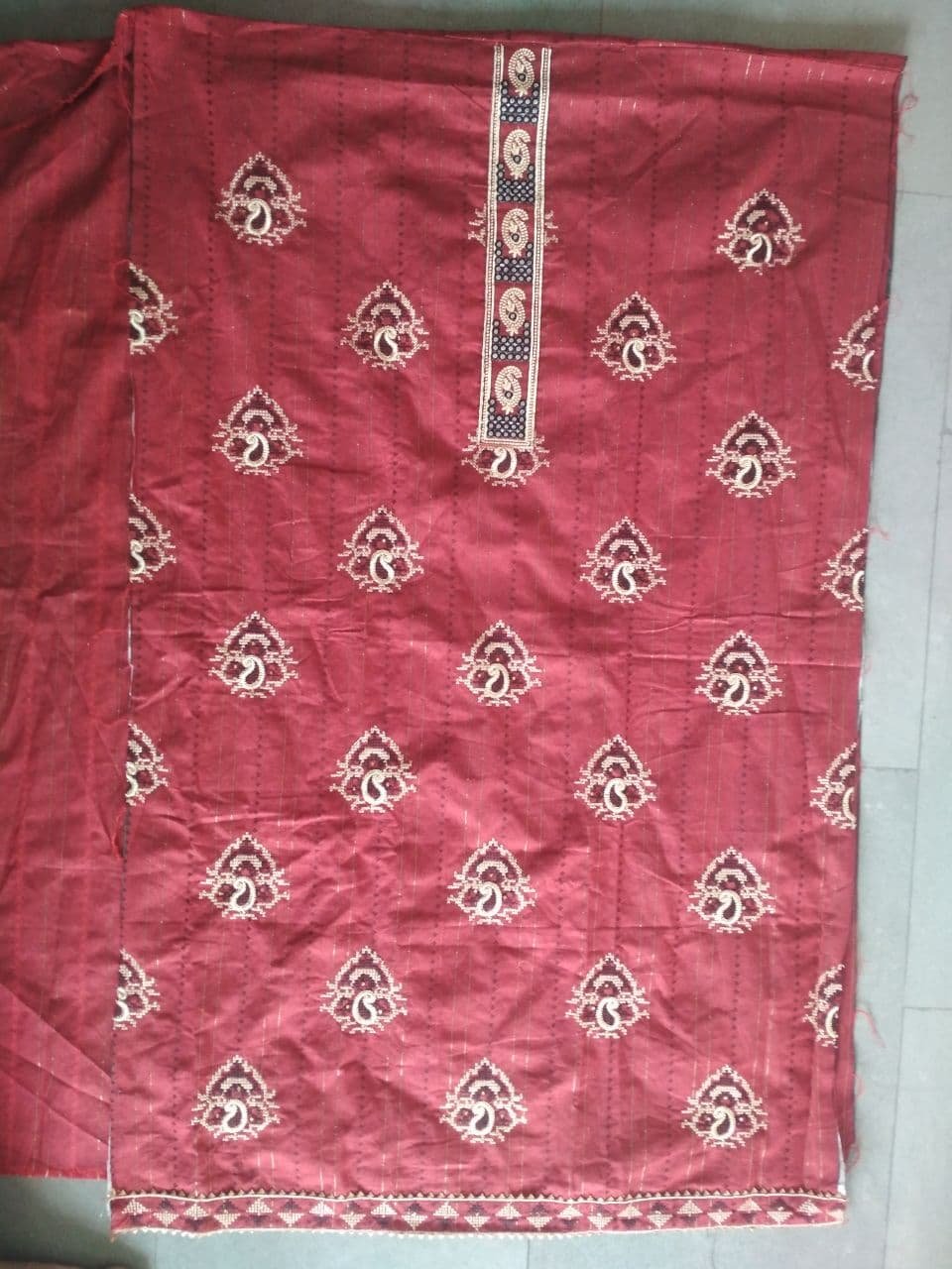 Cross stich Top
