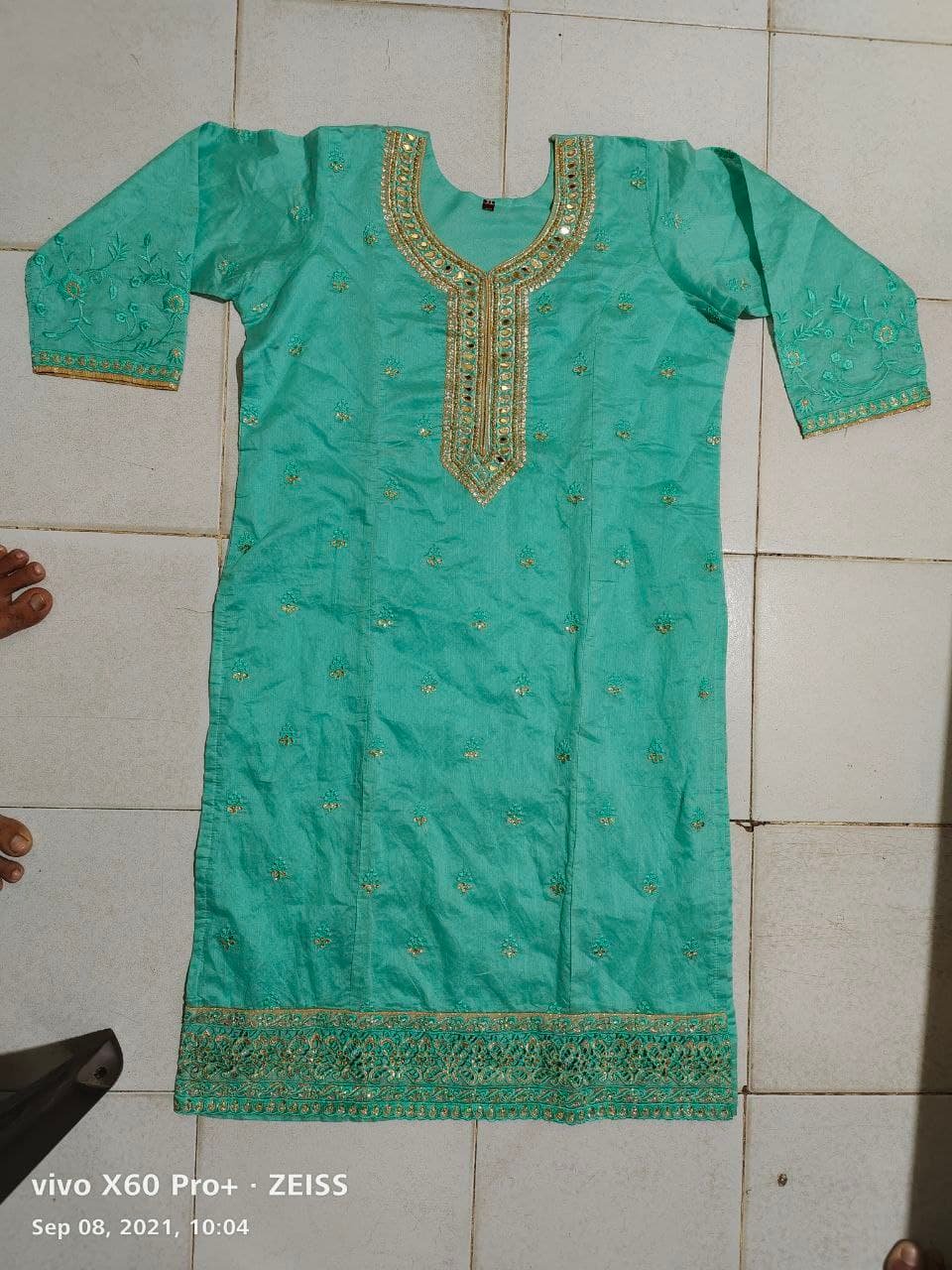 daman top neck