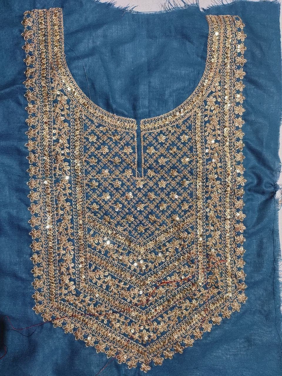 Cording and sequice Neck