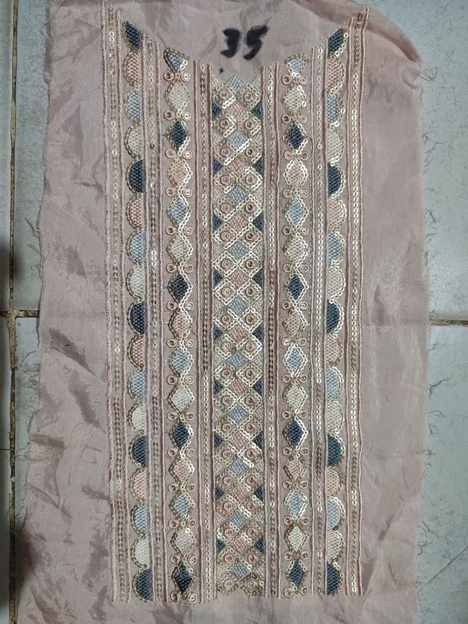 Sequince neck kurti