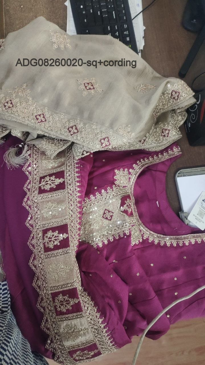 top neck  daman sq