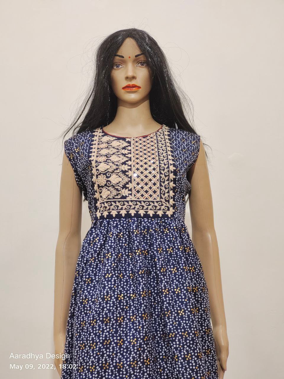 Cording & Sequince Neck