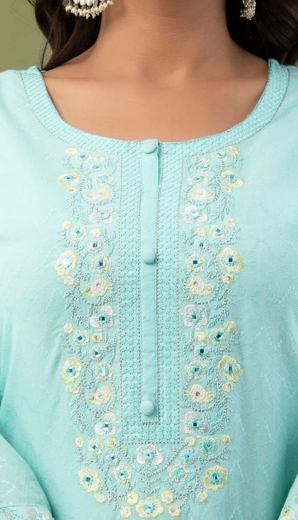 Neck Top