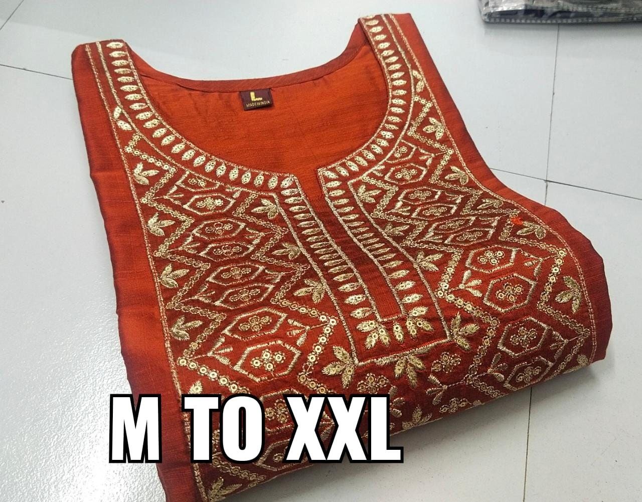 Sequince Neck
