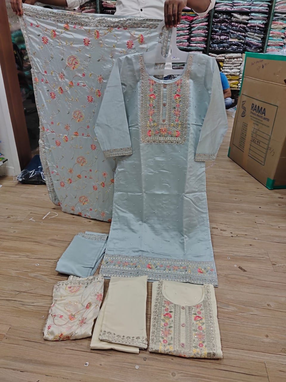 Sequince kurti